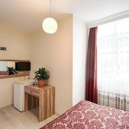 Dınar Hotell