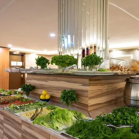 Hotell Dınar 2*
