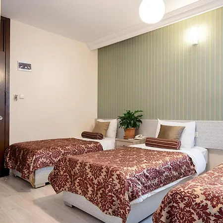 Dinar Hotel 2*